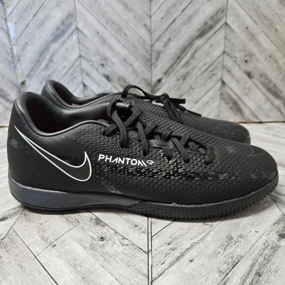 Nike Phantom GT2 Academy IC Black Indoor Soccer Turf Mens Shoe Sz 6 DC0765-001 - Picture 1 of 7